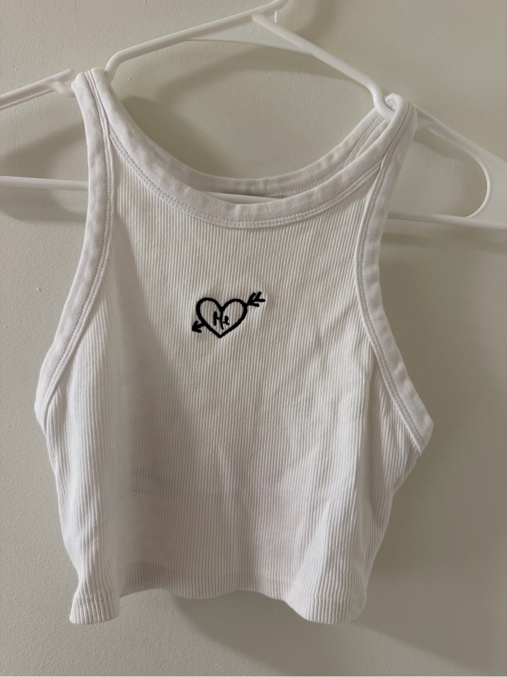 Bershka White Ribbed Cropped Tank with Heart Arrow Embroidery